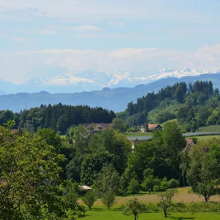 Am Alpenblick 5